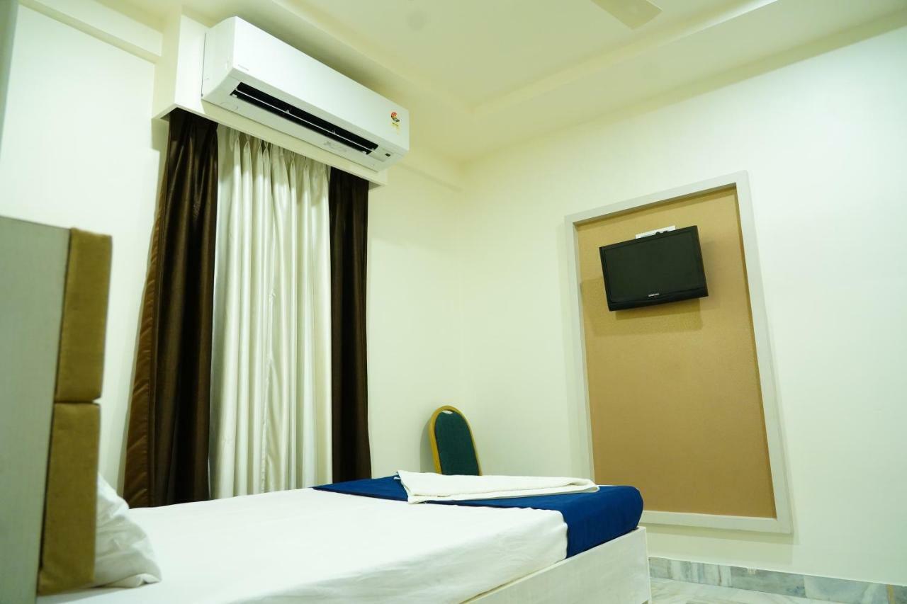 Hotel Swagath Grand Miryalaguda Miriālgūda Esterno foto