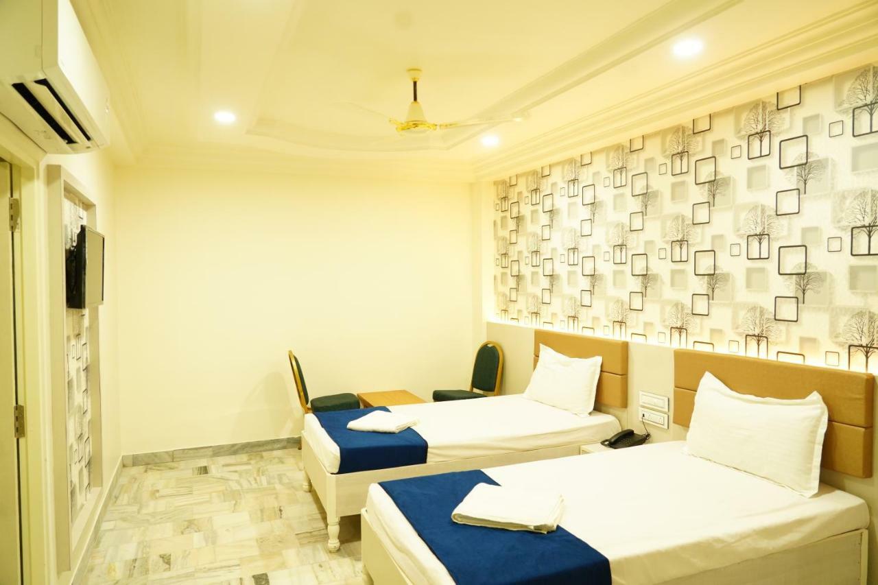 Hotel Swagath Grand Miryalaguda Miriālgūda Esterno foto
