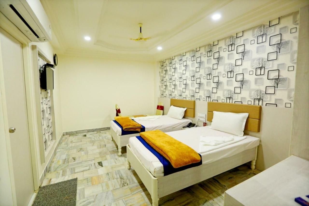 Hotel Swagath Grand Miryalaguda Miriālgūda Esterno foto